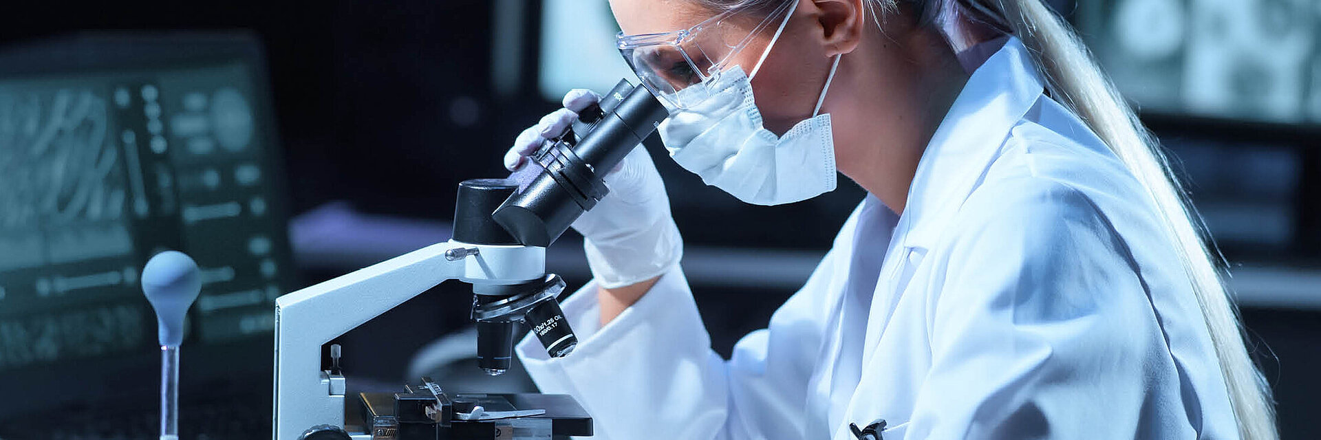 Award for outstanding research and development work in the field of bioceramics – endowed by CeramTec GmbH.