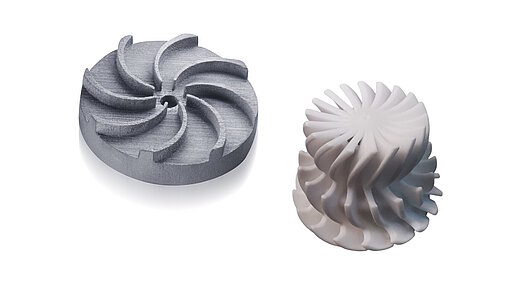 Zwei 3D-Druck Produkte aus Siliziumkarbid SiSiC und Aluminiumoxid Al2O3