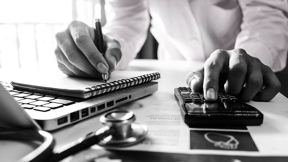 Achieving cost effectiveness in THA with ceramic implants.